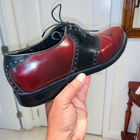 Florsheim Two Tone Plane Toe Oxfords. L3 - Picture 12 of 12